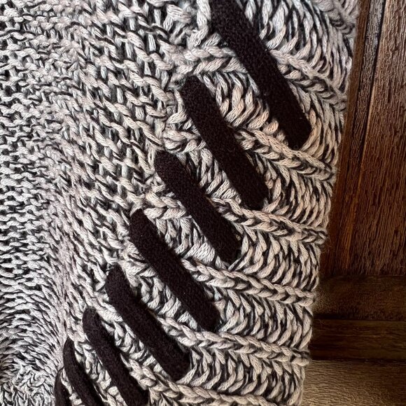 RD Style Lightweight Sweater - Picture 3 of 8